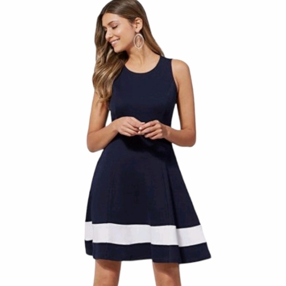 New York & Company Dress Fit & Flare Small EUC - Picture 1 of 10